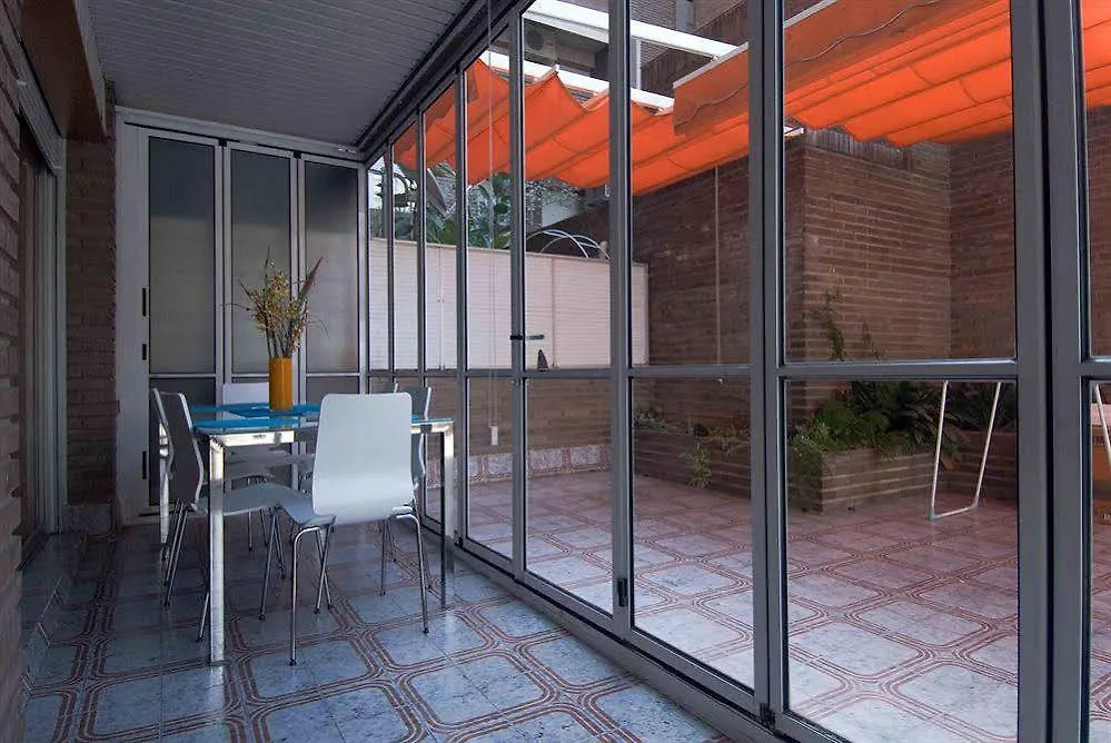 ברצלונה Valencia Apartments